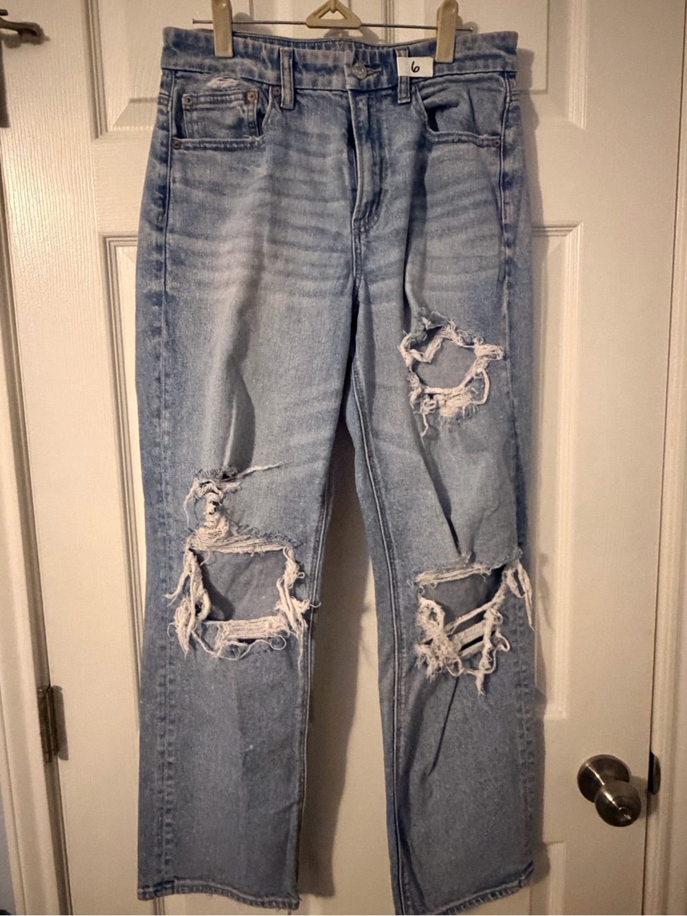 American Eagle Outfitters Light Blue Distressed Wide-Leg Jeans - Picture 3 of 9